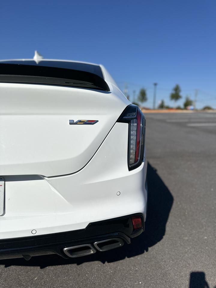 Cadillac CT4 V 2024