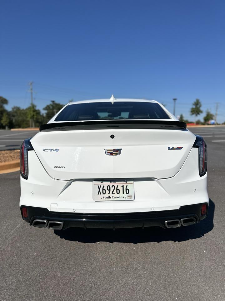 Cadillac CT4 V 2024