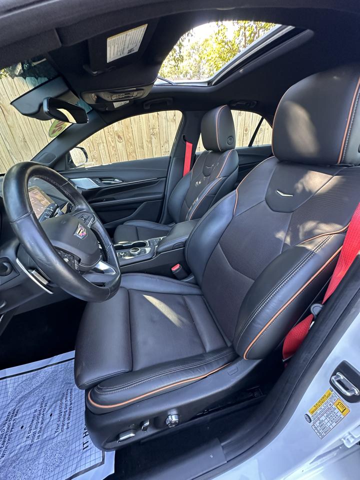 Cadillac CT4 V 2024