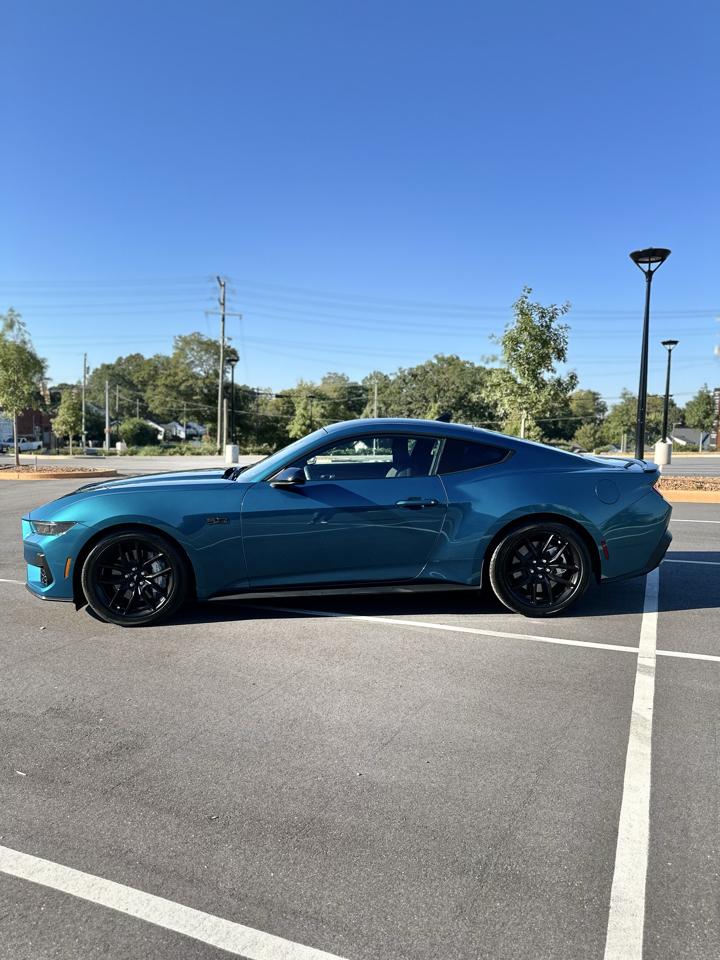 Ford Mustang GT Premium Coupe 2026
