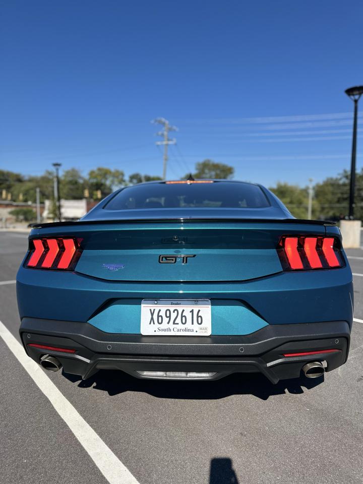 Ford Mustang GT Premium Coupe 2026