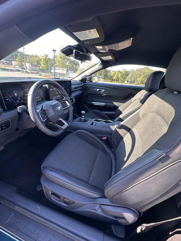 Ford Mustang GT Premium Coupe 2026