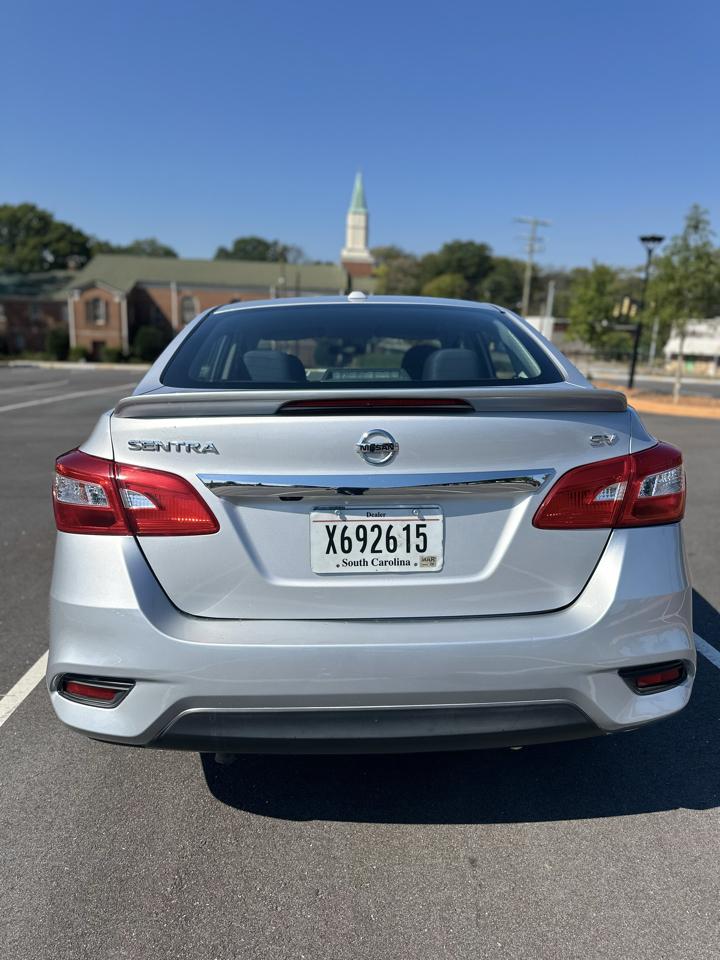 Nissan Sentra S 6MT 2017