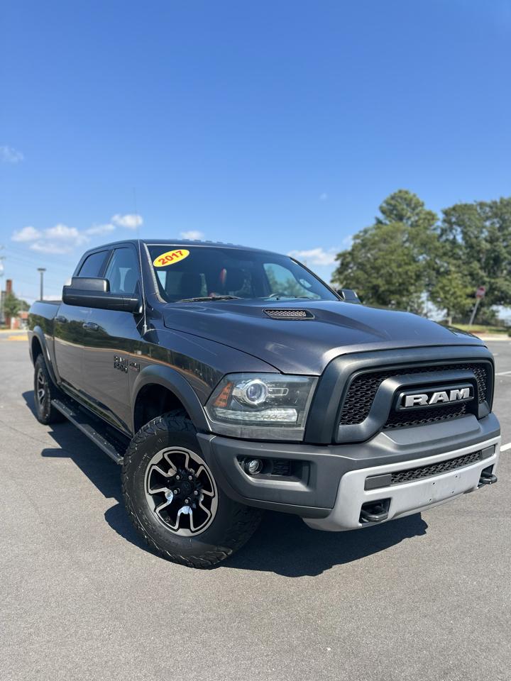 RAM 1500 Rebel Crew Cab SWB 4WD 2017