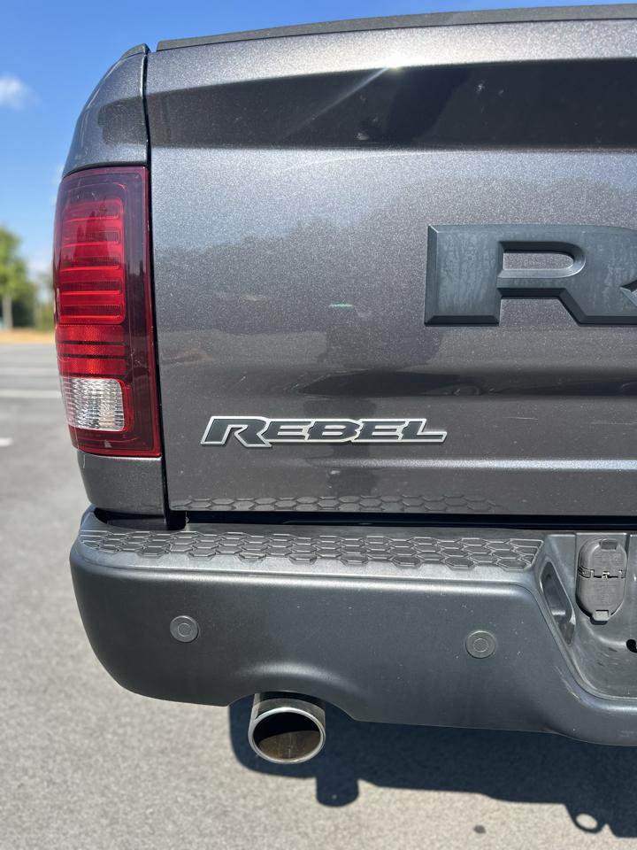 RAM 1500 Rebel Crew Cab SWB 4WD 2017