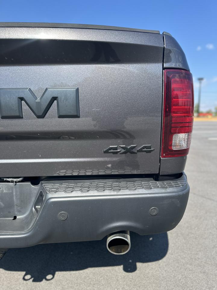 RAM 1500 Rebel Crew Cab SWB 4WD 2017
