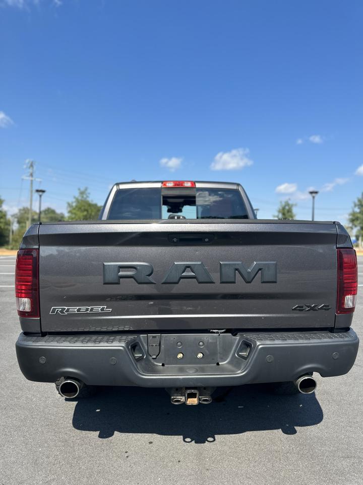 RAM 1500 Rebel Crew Cab SWB 4WD 2017