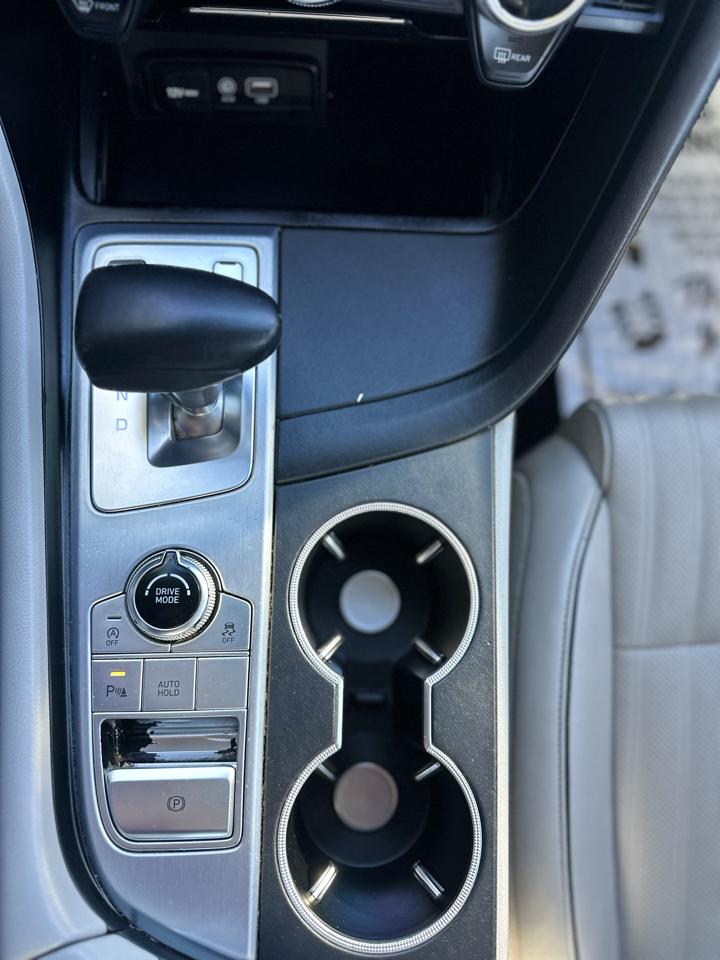 Genesis G70 2.0T Advanced AWD 2019