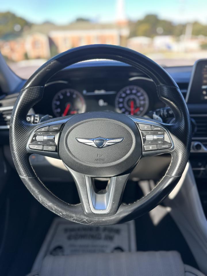 Genesis G70 2.0T Advanced AWD 2019