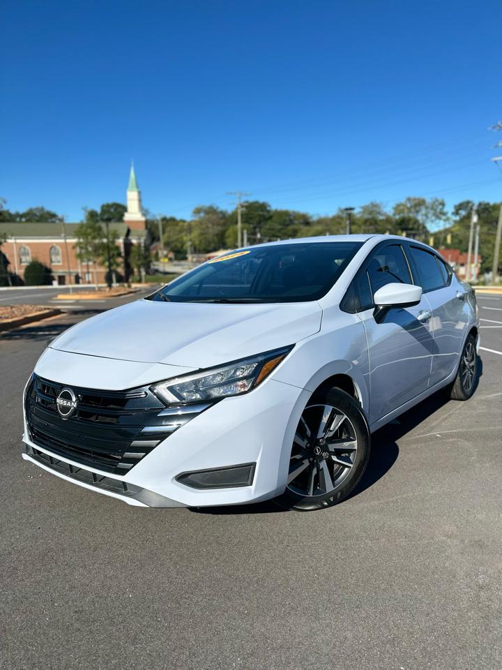 Nissan Versa SV 2025