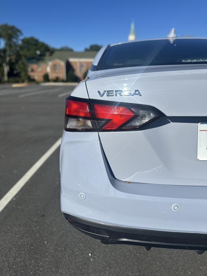 Nissan Versa SV 2025