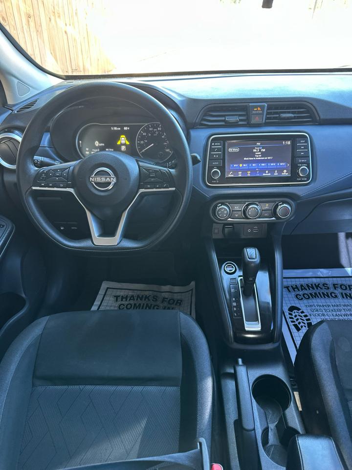 Nissan Versa SV 2025