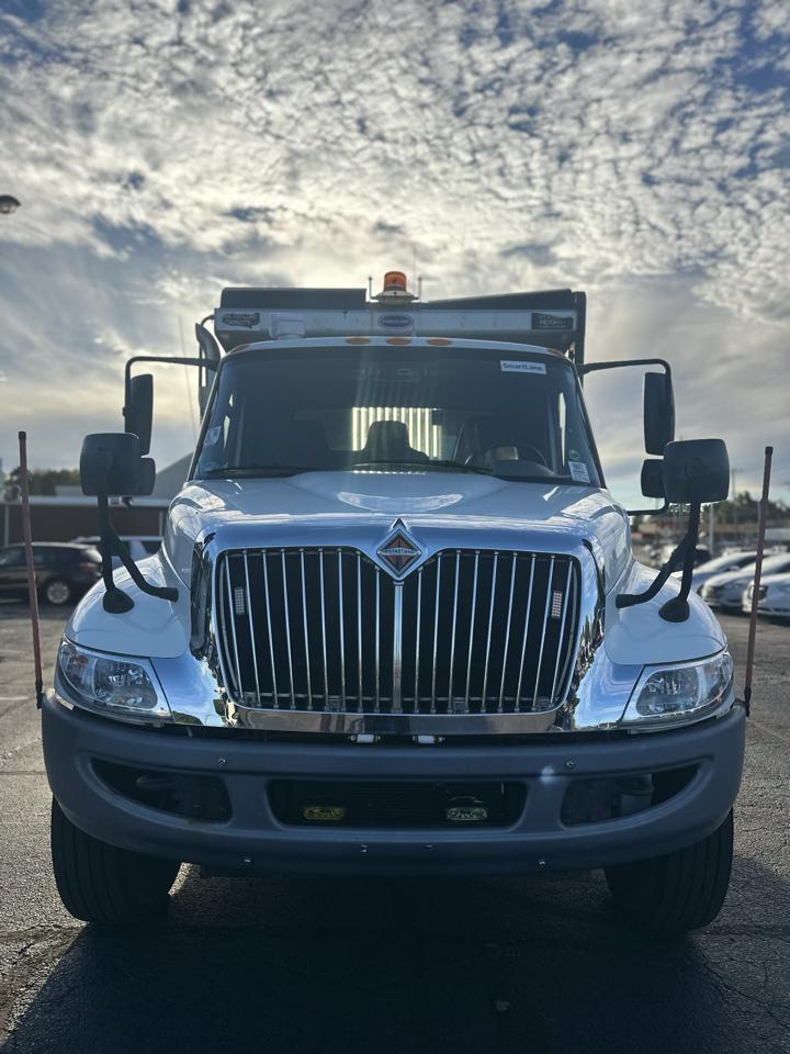 International 4300  2013