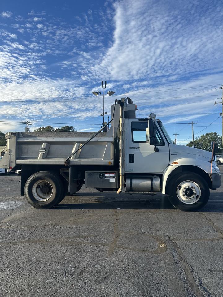 International 4300  2013