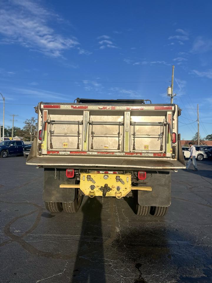 International 4300  2013