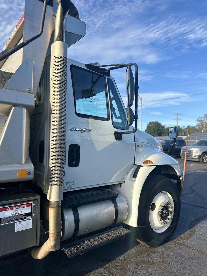 International 4300  2013