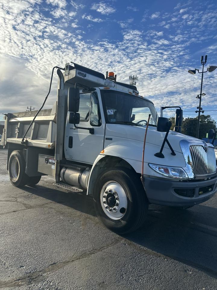 International 4300  2013