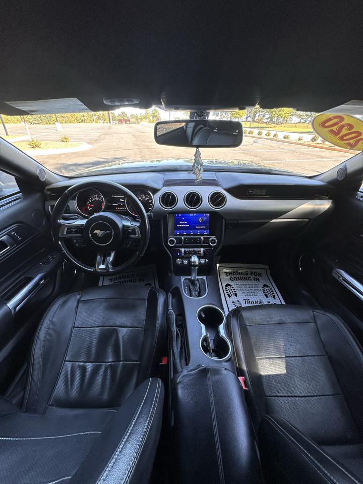 Ford Mustang EcoBoost Coupe 2020
