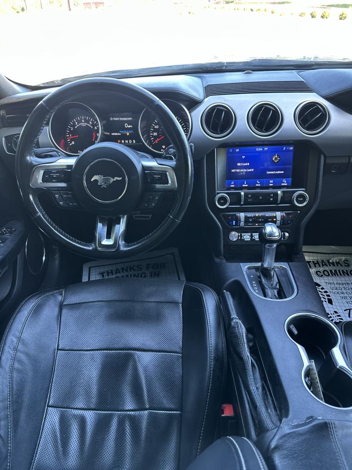 Ford Mustang EcoBoost Coupe 2020