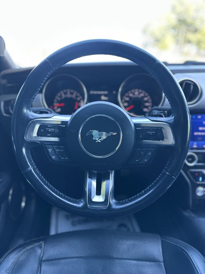 Ford Mustang EcoBoost Coupe 2020