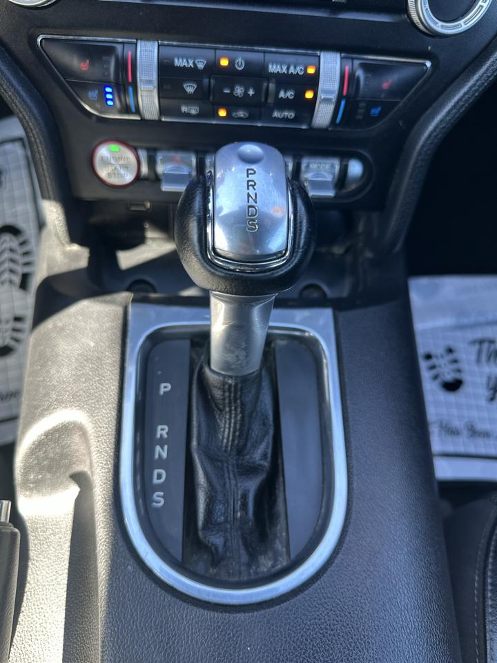Ford Mustang EcoBoost Coupe 2020