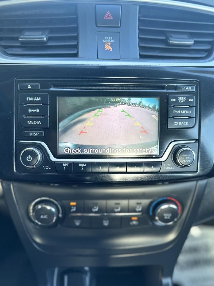 Nissan Sentra S 6MT 2017