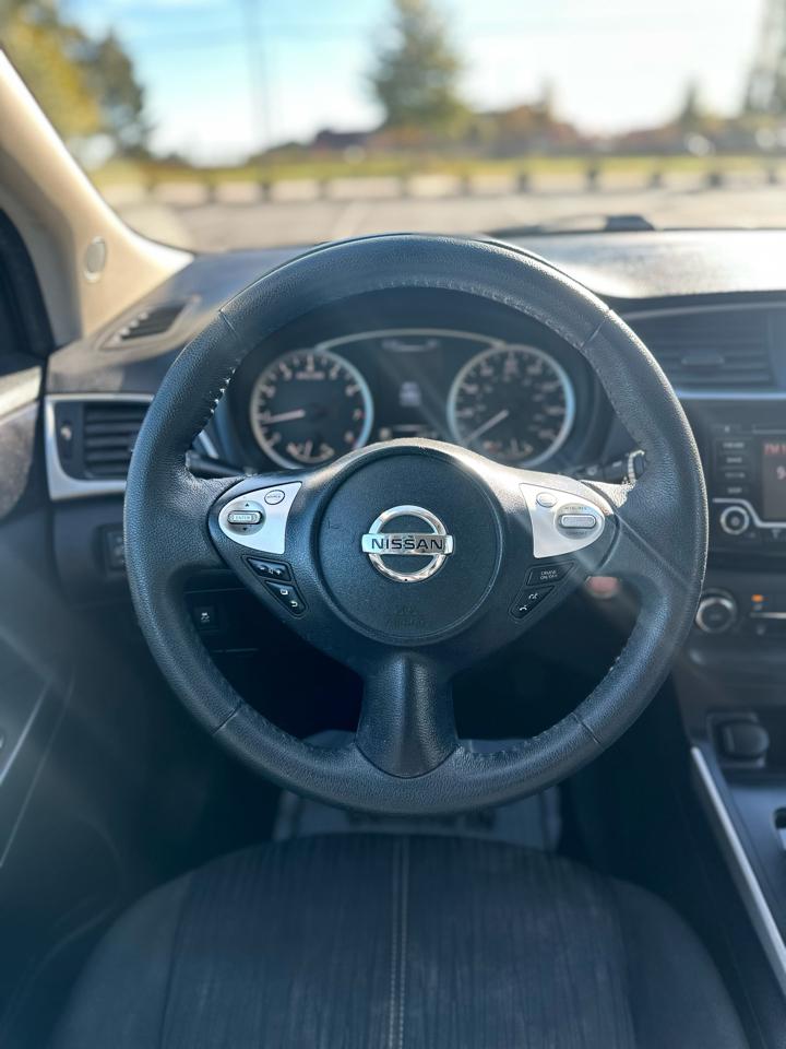 Nissan Sentra S 6MT 2017