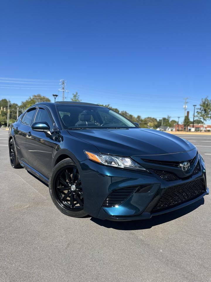 Toyota Camry XLE 2019