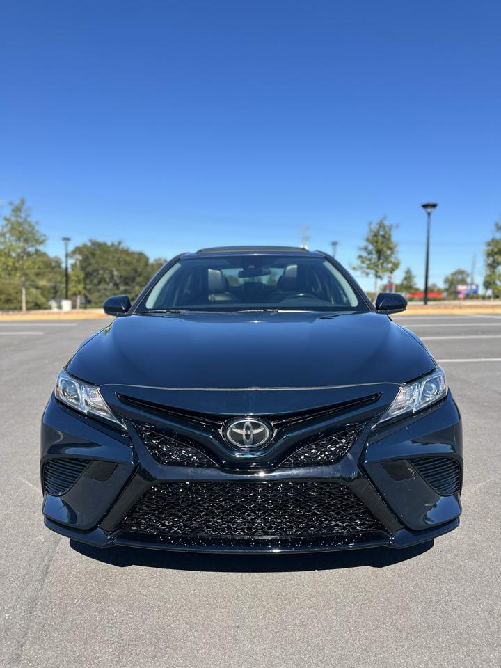 Toyota Camry XLE 2019