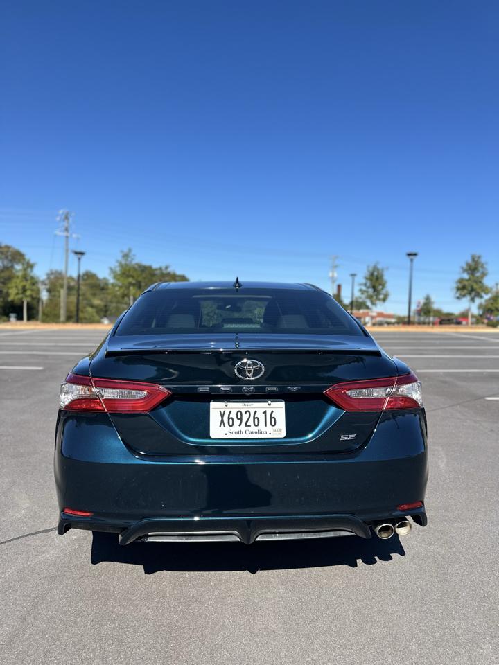 Toyota Camry XLE 2019