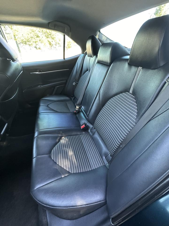 Toyota Camry XLE 2019