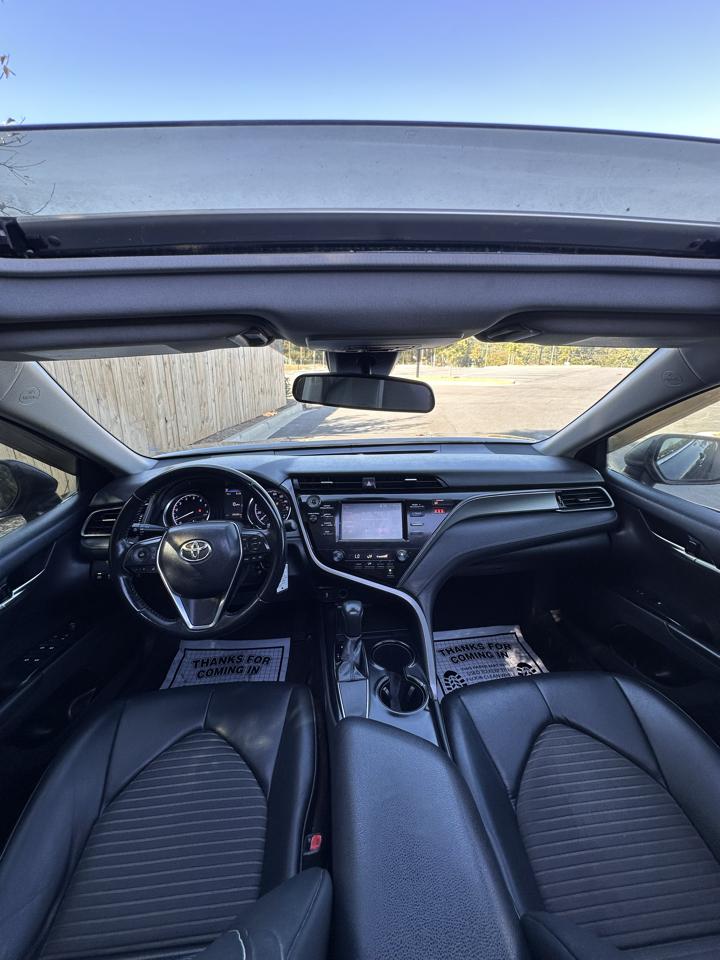 Toyota Camry XLE 2019