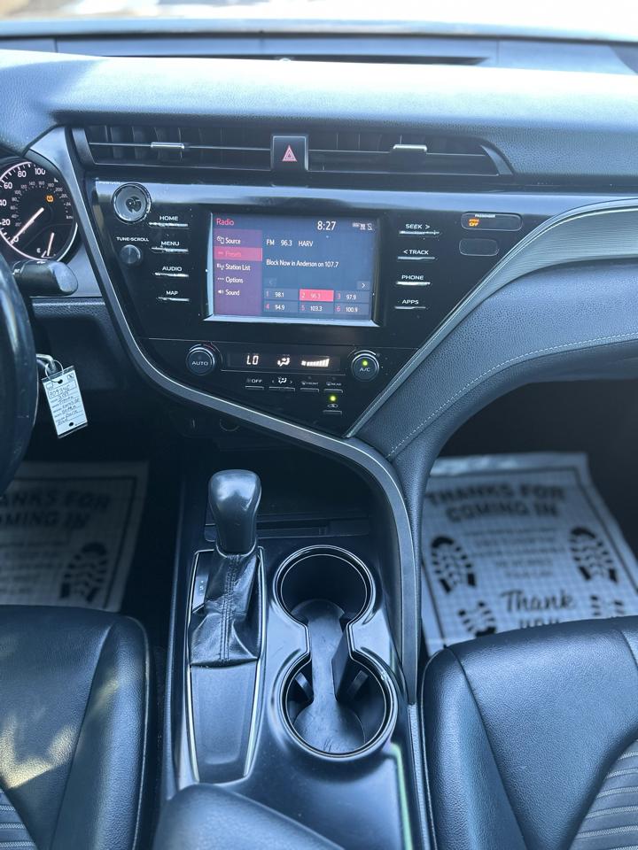 Toyota Camry XLE 2019