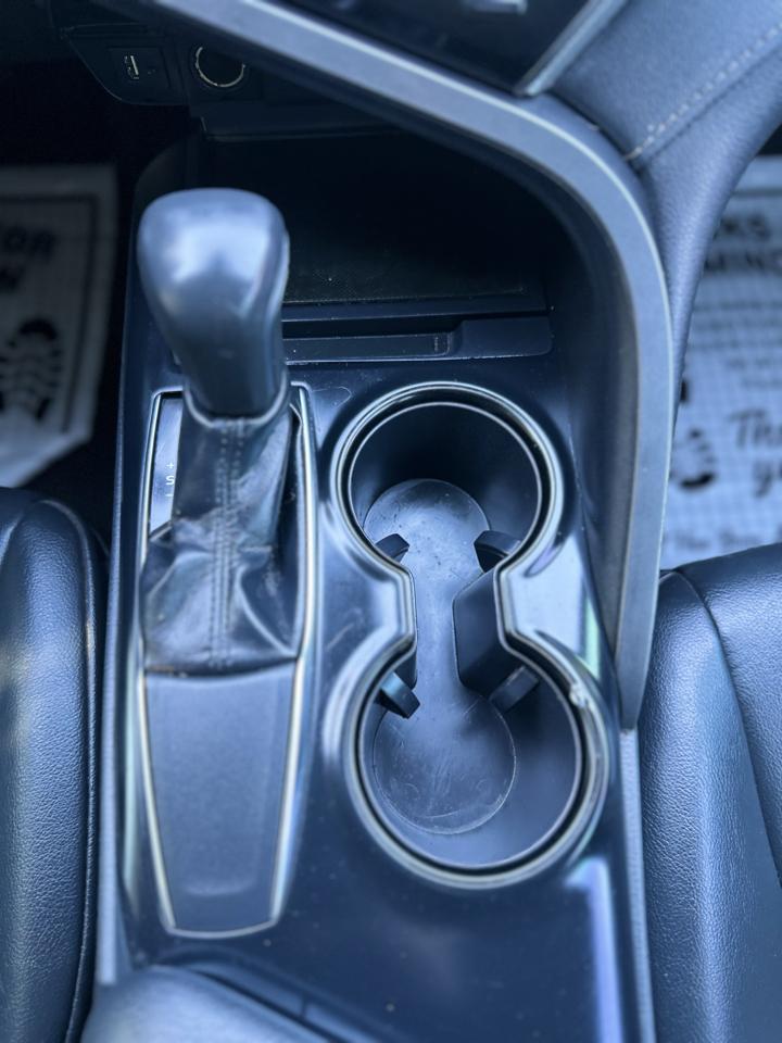 Toyota Camry XLE 2019