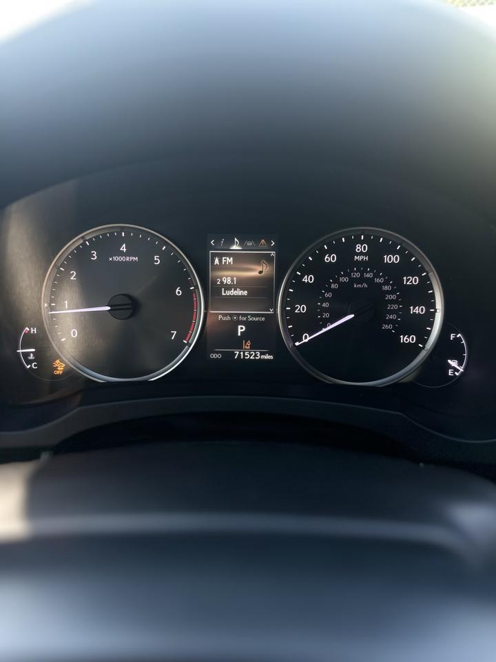 Lexus IS 300 RWD 2021