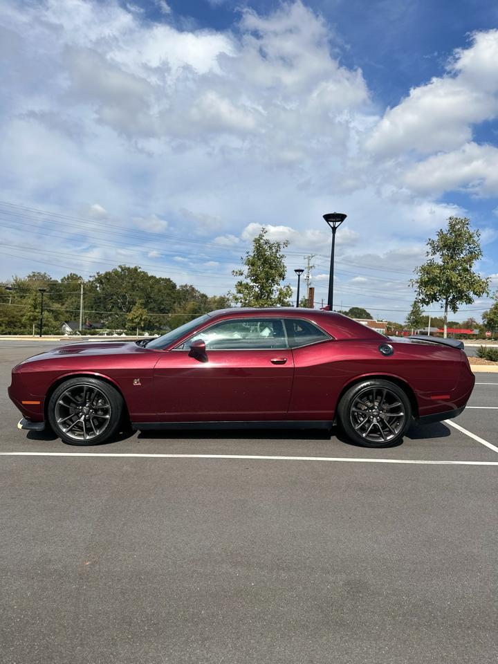 Dodge Challenger R/T SCAT Pack 2020