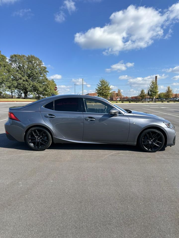 Lexus IS 300 AWD 2018