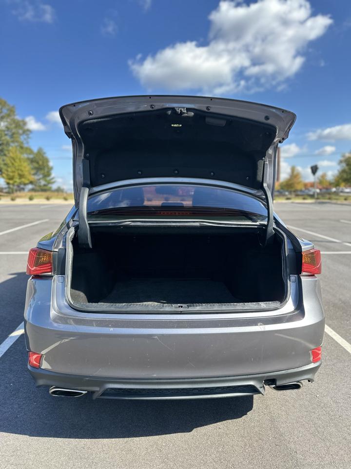 Lexus IS 300 AWD 2018
