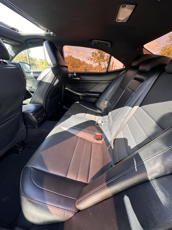 Lexus IS 300 AWD 2018