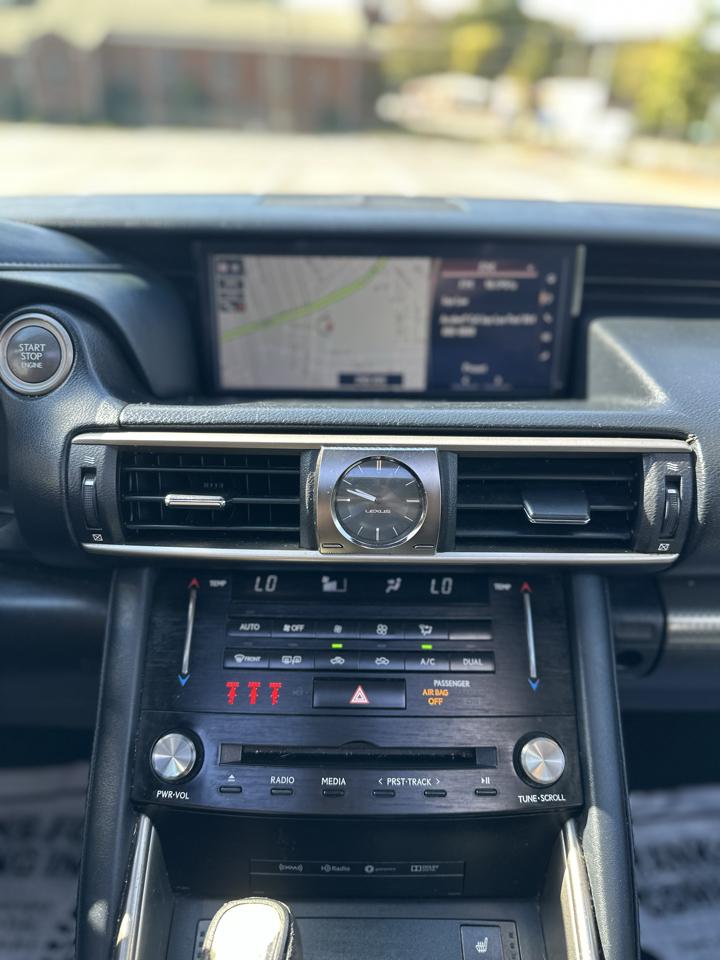 Lexus IS 300 AWD 2018