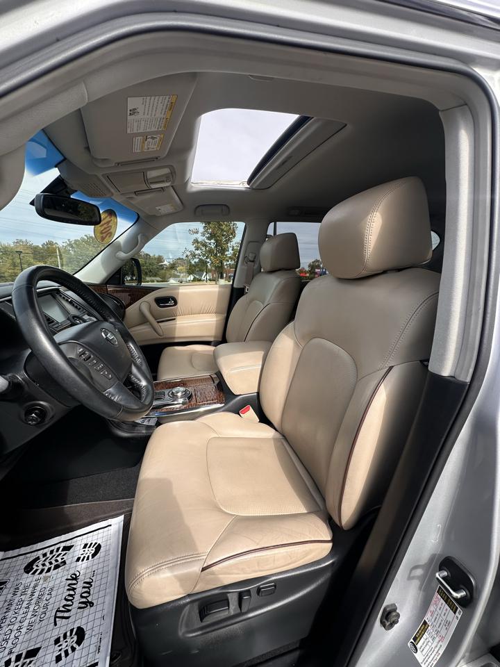 Nissan Armada Platinum AWD 2017
