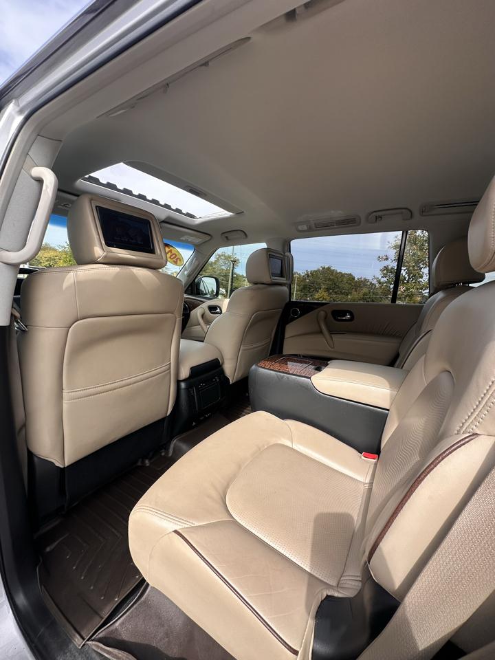 Nissan Armada Platinum AWD 2017