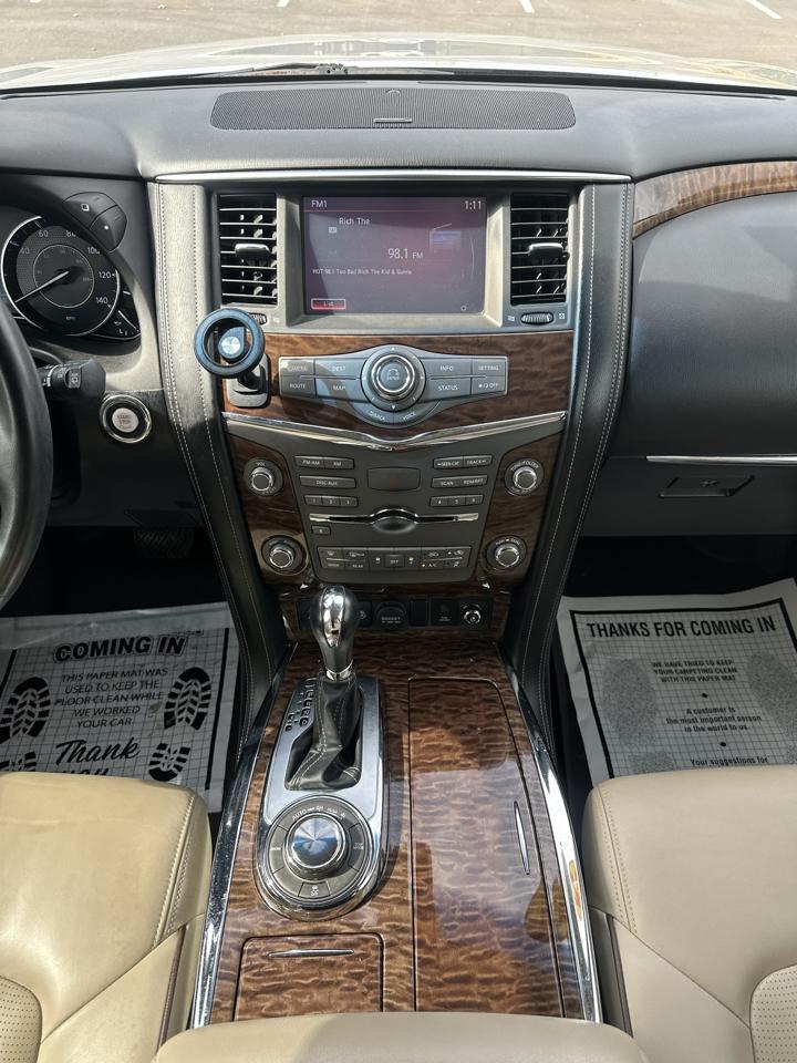 Nissan Armada Platinum AWD 2017