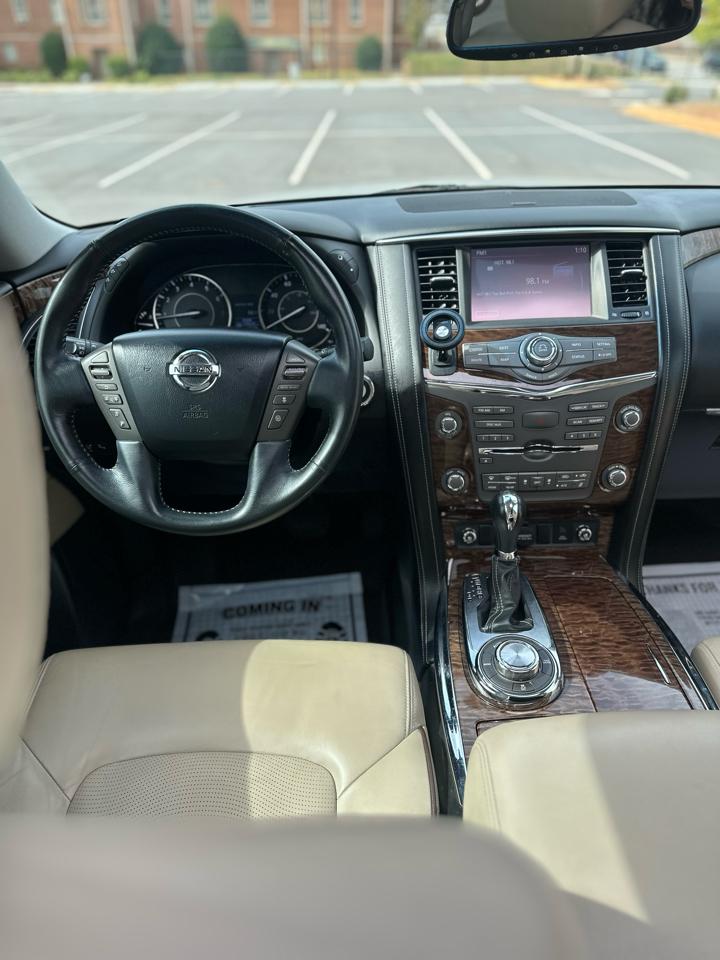 Nissan Armada Platinum AWD 2017