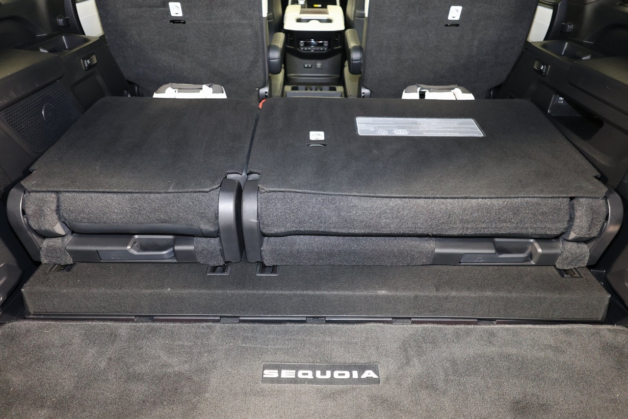 Toyota Sequoia TRD Pro 4WD 2023