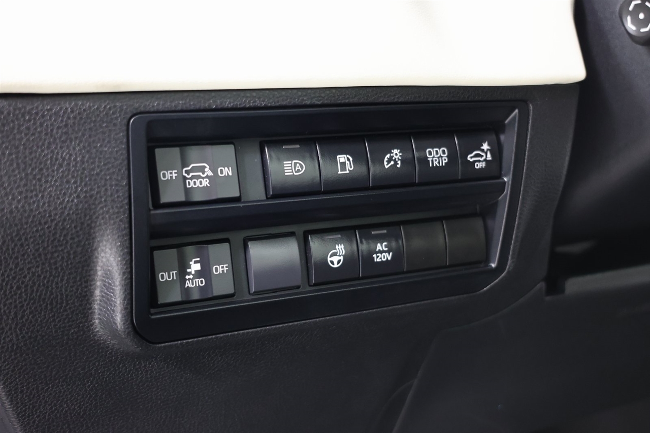 Toyota Sequoia TRD Pro 4WD 2023
