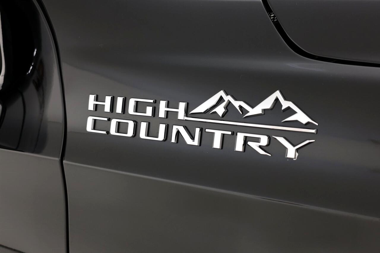 Chevrolet Tahoe High Country 4WD 2024