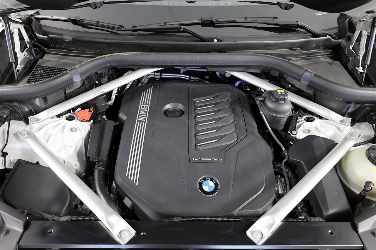 BMW X6 xDrive40i 2023