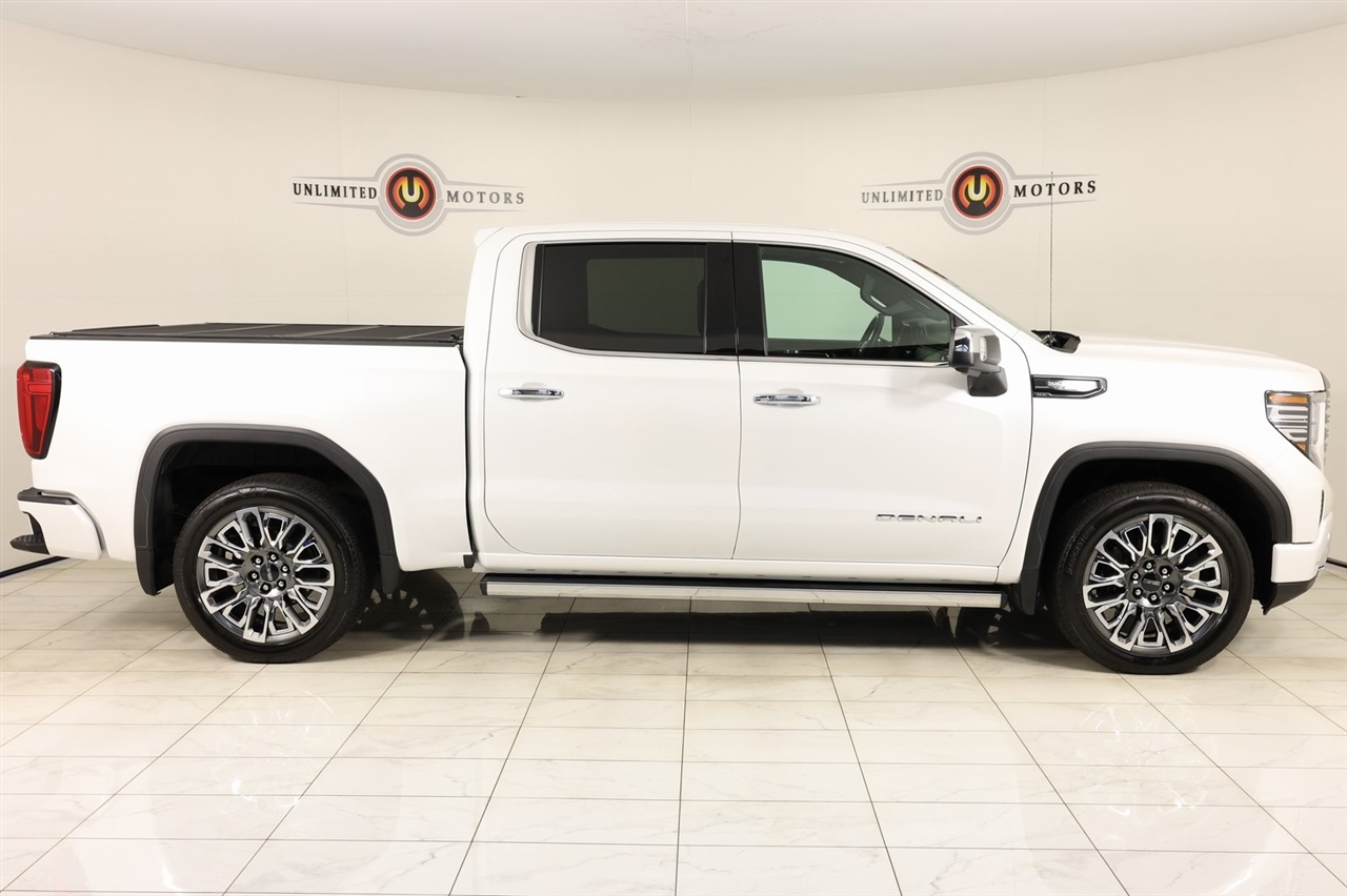 GMC Sierra 1500 Denali Ultimate Crew Cab 4WD 2023