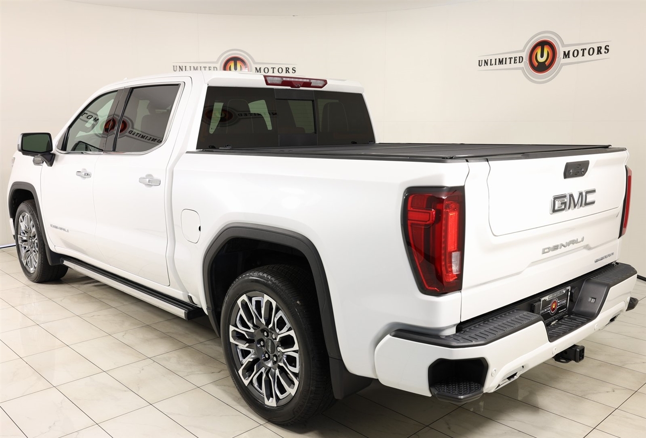 GMC Sierra 1500 Denali Ultimate Crew Cab 4WD 2023